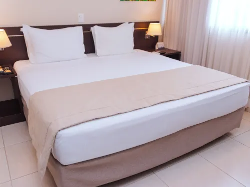 Hotel Saint Paul Rooms Photos