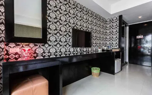 7Q Patong Beach Hotel Rooms Photos