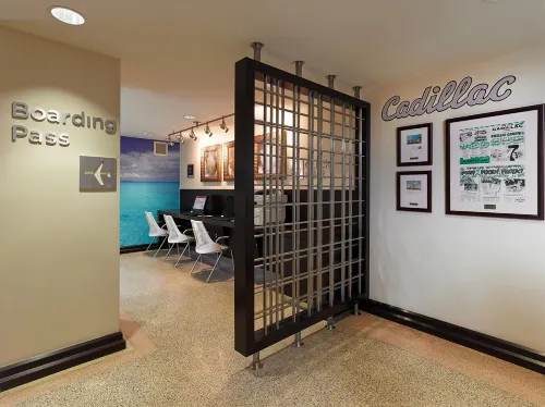 Cadillac Hotel & Beach Club, Autograph Collection Business Facilities Photos