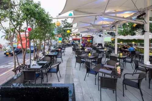 Pattaya Discovery Beach Hotel Restauration Photos