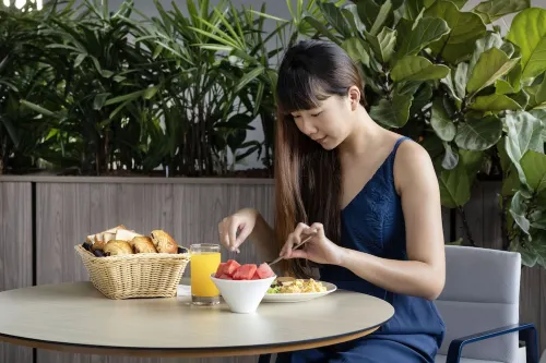 Travelodge Harbourfront Singapore Makanan Photos