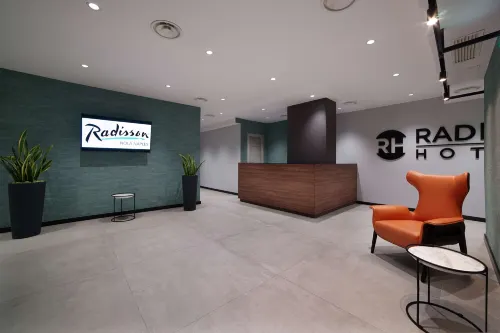 Radisson Hotel Nola Naples Area Publik Photos