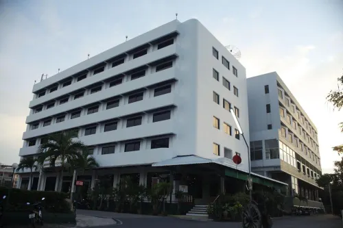 Boon Siam Hotel Extérieur Photos