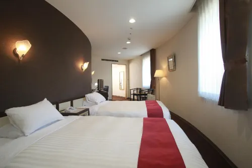 Fukuoka Sunpalace Hotel & Hall Photos
