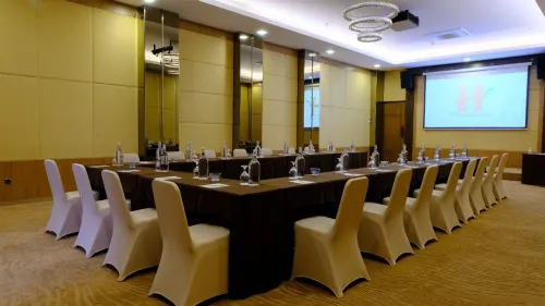 Hemangini Hotel Bandung Business Photos