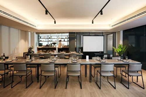 Casa 17 Hotel Bangkok Бизнес-удобства Photos