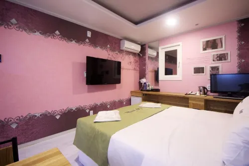 Yeongju Hotel W Photos