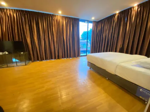 De'Tonga Hotel Photos