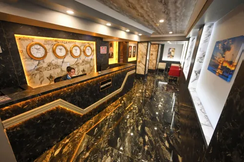 Grand Bella Palace Area Publik Photos
