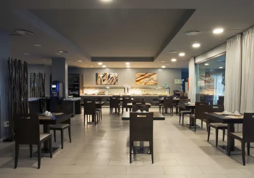 Hotel Horitzó by Pierre & Vacances Dining Photos