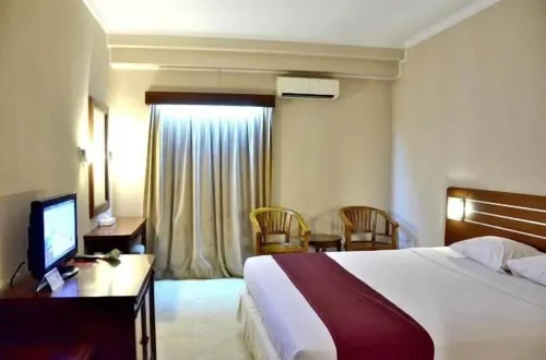 Bahari Inn Tegal Photos
