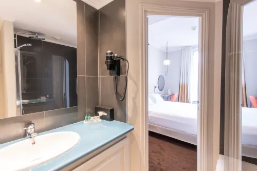Hotel Vendome Nice Photos