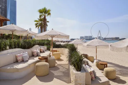 The Ritz-Carlton, Dubai Рядом с отелем Photos