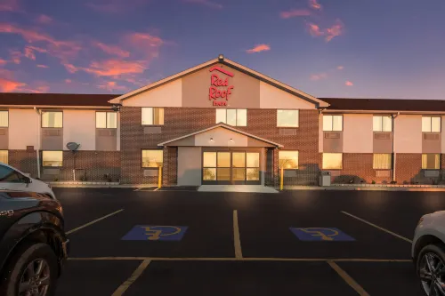 Red Roof Inn Greensburg Exterior Photos