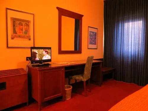 Hotel HR Camere Photos