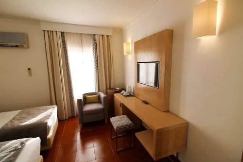 Best Western Hotel Dom Bernardo Chambres Photos