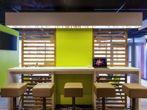 Ibis Budget Paris Clichy Mairie Espaces publics Photos
