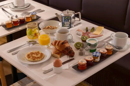 Best Western Bretagne Montparnasse Restauration Photos