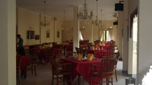 Resort Prima Cipayung Ăn uống Photos