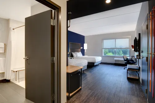 Tru by Hilton Franklin Cool Springs Nashville Featured Photos