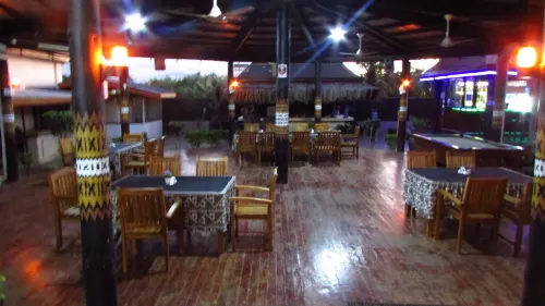 Wailoaloa Beach Resort Fiji Dining Photos