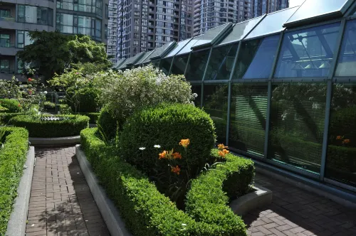 Rosedale on Robson Suite Hotel Exterior Photos