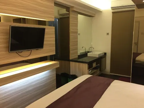 Grandboutique-Inn Kamar Photos