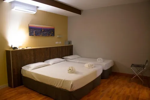 Capodichino International Hotel Rooms Photos