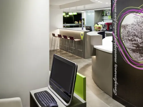 Hotel Ibis Styles Lleida Torrefarrera Aree comuni Photos