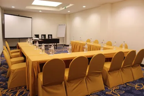 Plaza Inn Kendari Espaces Affaires Photos