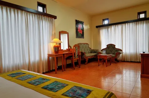Dewi Sinta Hotel and Restaurant Photos