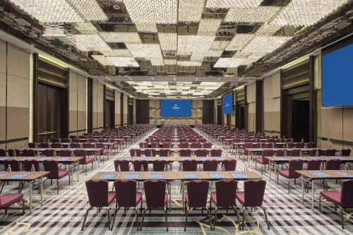 Hilton Manila Business Photos
