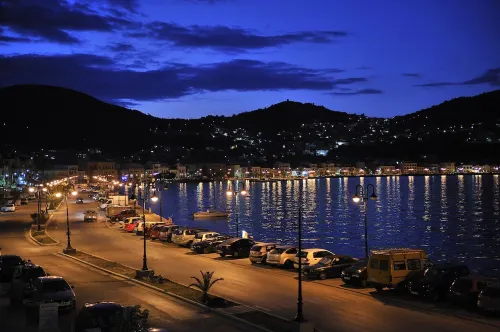 Samos City Hotel À proximité de l'hôtel Photos