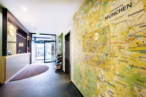 B&B HOTEL München-Moosach Espaces publics Photos