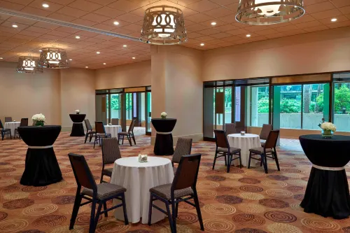 Sheraton Centre Toronto Hotel Business Facilities Photos