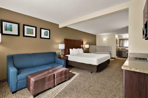 Comfort Inn & Suites Sequoia Kings Canyon Photos