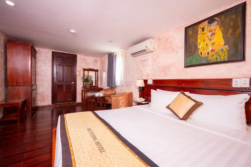 Duc Vuong Saigon Hotel - Bùi Viện Photos