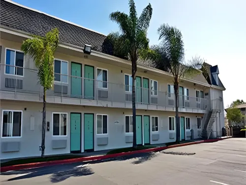 Motel 6 Westminster, CA - North Esterni Photos