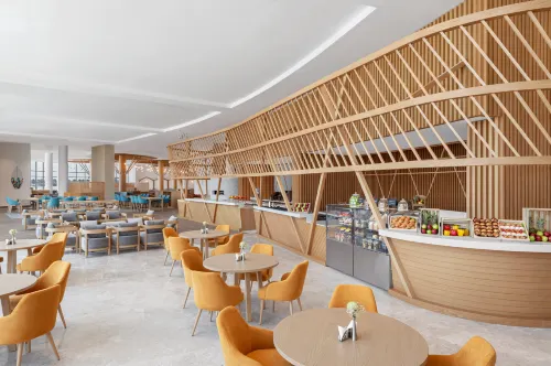 Hampton by Hilton Marjan Island Ruokailu Photos