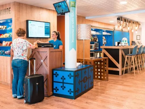 Ibis Styles Carcassonne la Cité À proximité de l'hôtel Photos