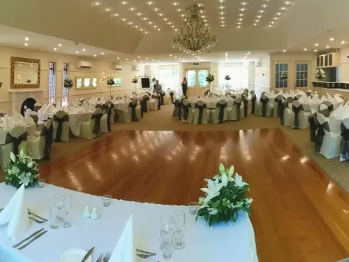 Elizabethan Lodge Restauration Photos