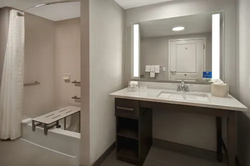 Homewood Suites by Hilton Orlando at Flamingo Crossings Town Center Rooms Photos