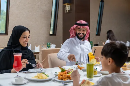 Holiday Inn Tabuk Ristorazione Photos