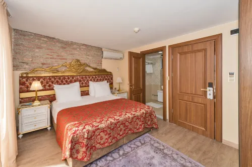 By Murat Royal Hotel Galata Zimmer Photos