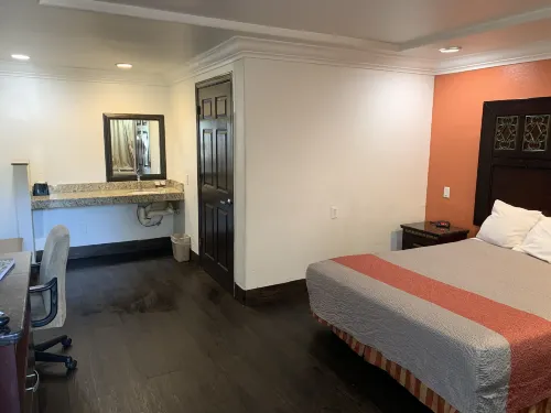 Santa Fe Inn Los Angeles Rooms Photos