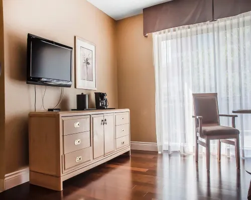 Quality Hotel Fallsview Cascade Photos