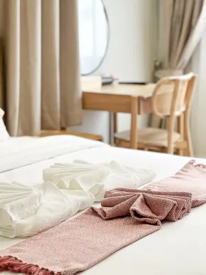 SO Zen Hotel Silom Bangkok Photos