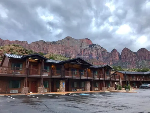Zion Canyon Lodge Exterior Photos