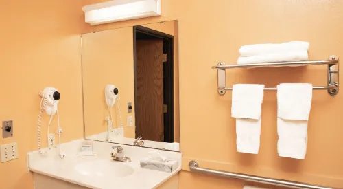 Days Inn by Wyndham Battlefield Rd/Hwy 65 Chambres Photos
