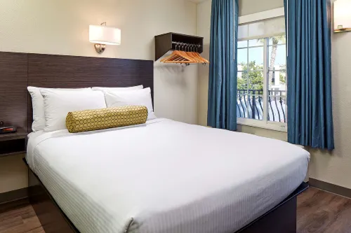 SureStay Hotel by Best Western San Diego Pacific Beach Rooms Photos